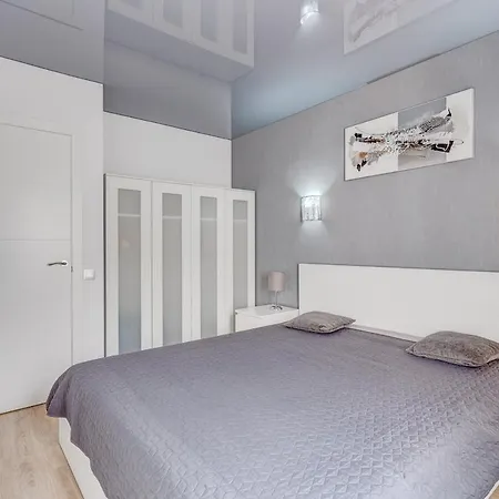 Modern Sunny 100m From The Los Cristianos (Tenerife)