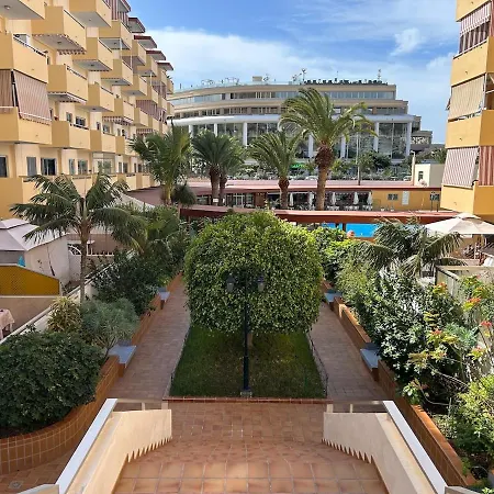 Modern Sunny 100m From The Apartment *