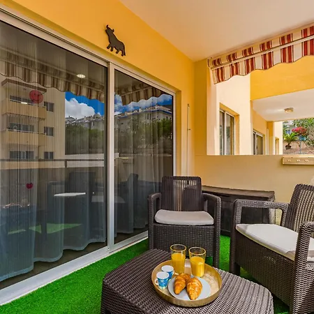 Modern Sunny 100m From The Apartment